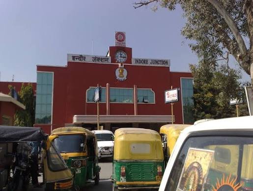 Indore Junction: Code, Location, Platform, Gates, Facilities
