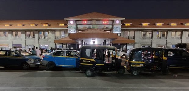 Pune Junction: Code, Location, Platform, Gates, Facilities