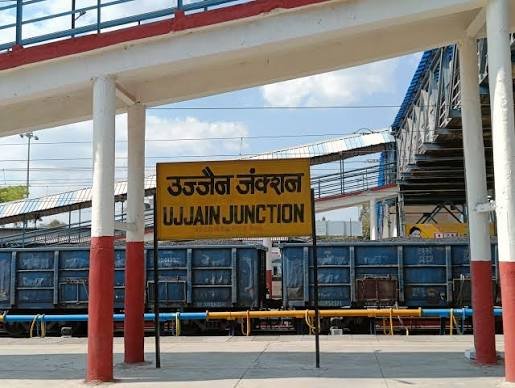 Ujjain Junction: Code, Location, Platform, Gates, Facilities