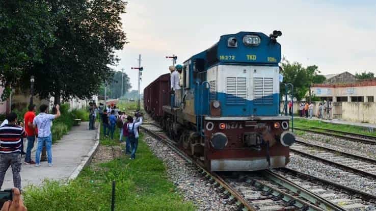 10 Interesting Facts About Indian Railways
